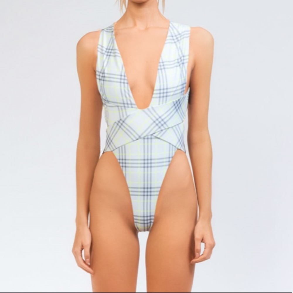 Sahara ray swim Venus suit